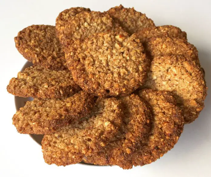 Sprøde mandel-hasselnød cookies uden mel og sukker » Glutenfri