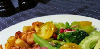 Stegte andebryster med ovnbagte knoldselleritern og rustik salat
