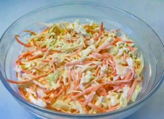 Coleslaw » Nem, sund og hjemmelavet salat opskrift - uden sukker!